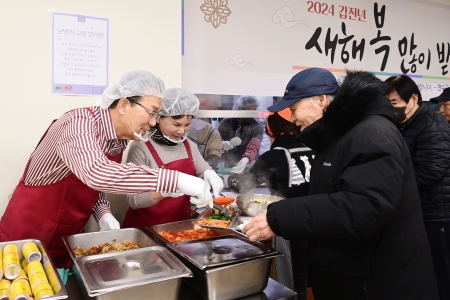 연수구노인복지관 경로식당 배식봉사이미지