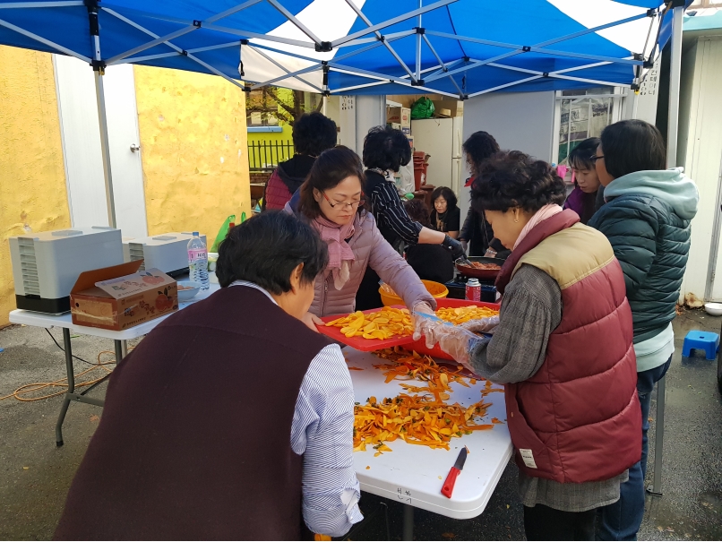 선학동 통장자율회 경로당에 정성 가득 건강 간식 전달의 1번째 이미지