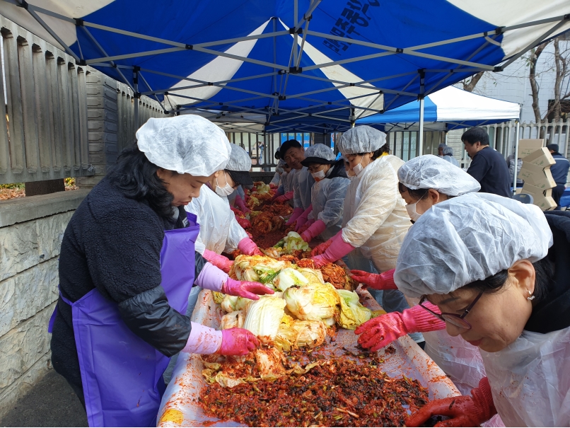 청학동 새마을부녀회, 사랑의 김장김치 나누기 행사 개최의 2번째 이미지