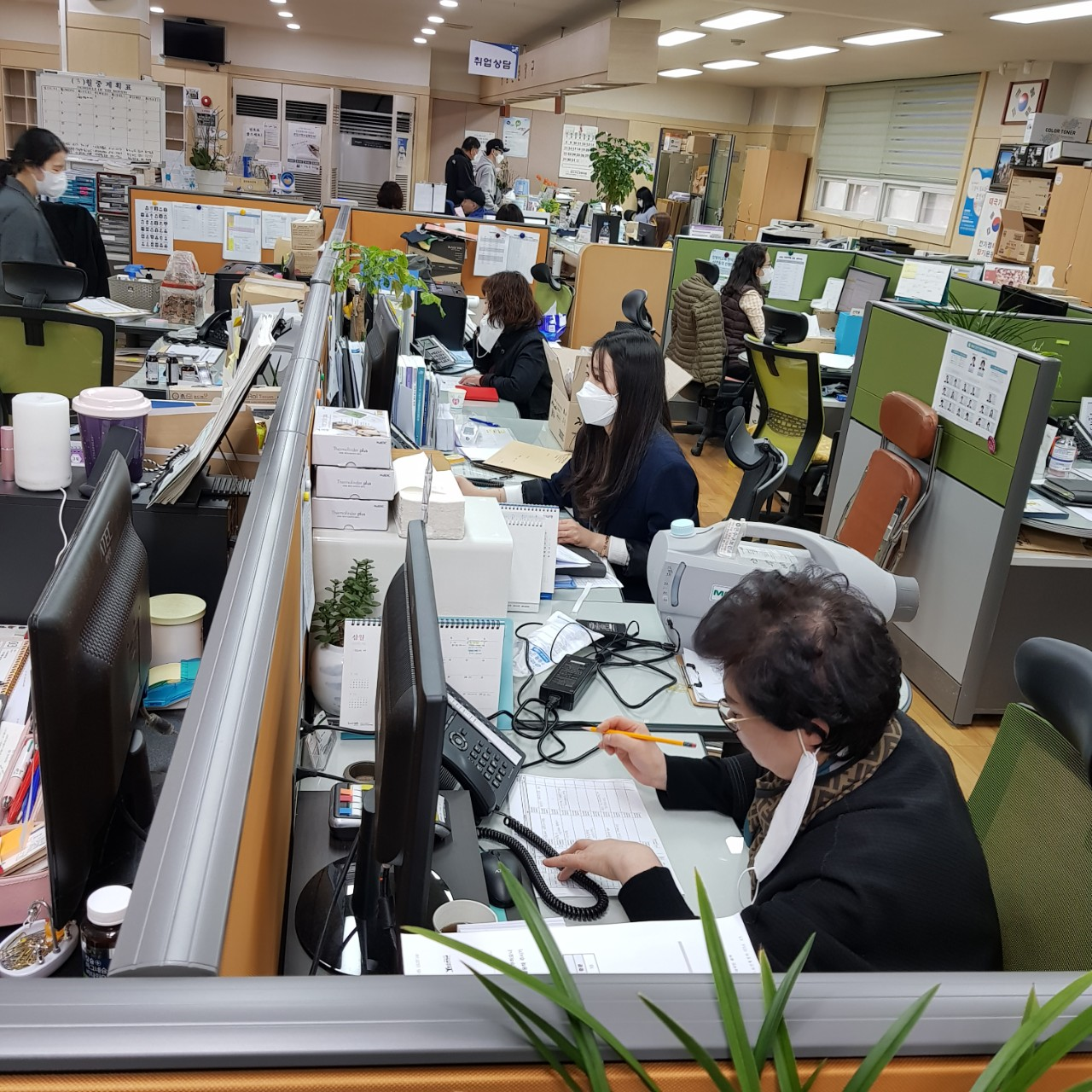 선학동 지역사회보장협의체, 홀몸가구 안부전화 서비스의 1번째 이미지