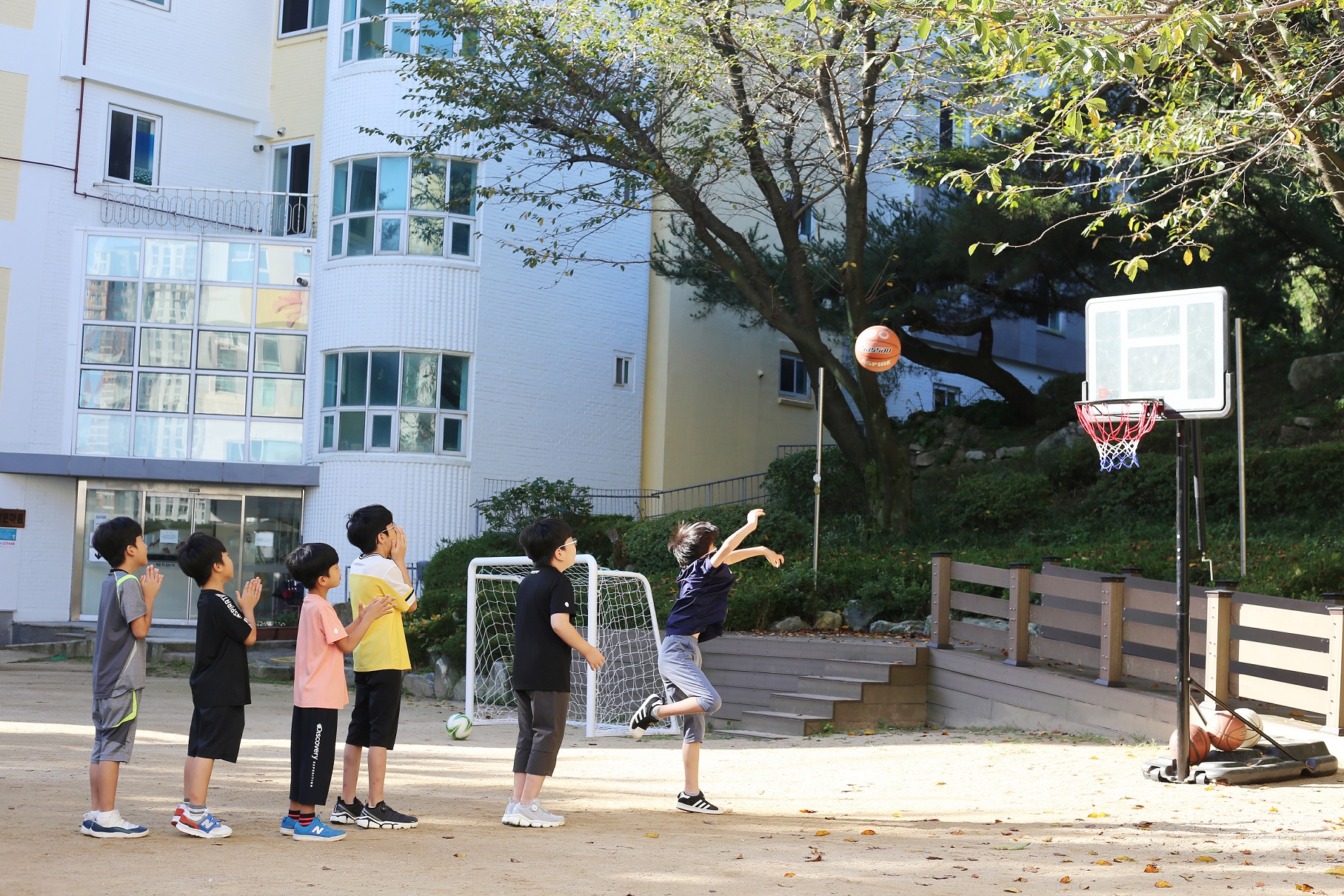 동춘1동, 지역 사회복지기관과 ‘행복한 동행(同行), 같이가치’ 추진의 2번째 이미지